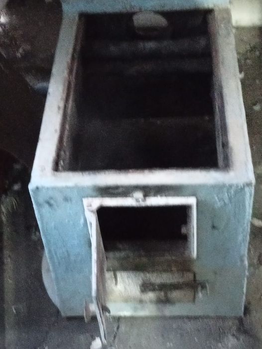 Продам печку в хорошем состояние