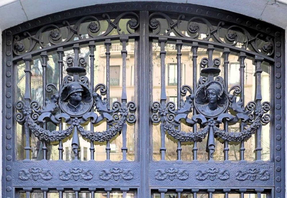 Краски, для металла, дерева, пластика, стекла и прочего