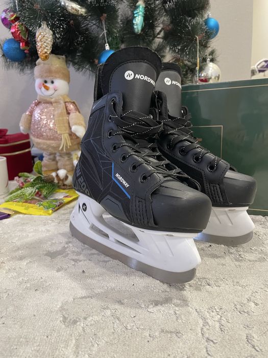 Продам новые коньки 34 размер