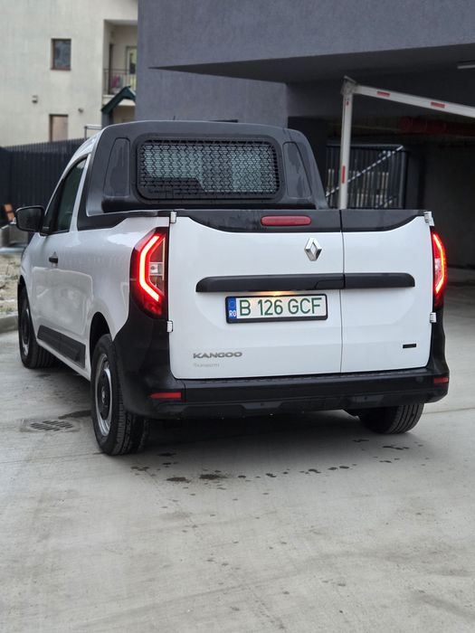 Renault kangoo e-tech