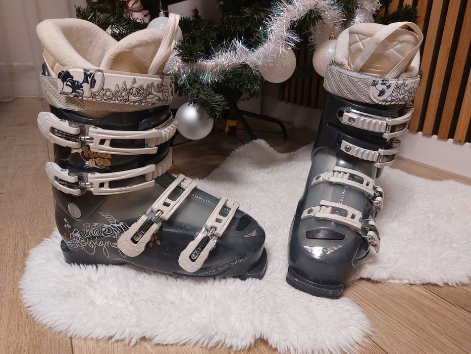 Ски обувки Rossignol 245