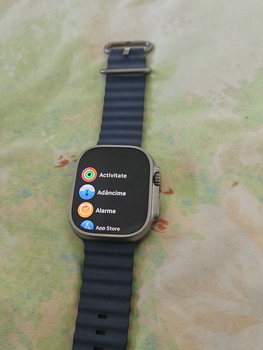 Apple Watch Ultra 3, GPS + Cellular, Carcasa Natural Titanium 49mm, Anchor Blue Ocean Band Perfect