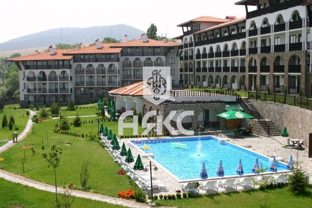 Дава се под наем Тристаен апартамент в София, Симеоново - 87 кв.м за 750 € - Снимка #7