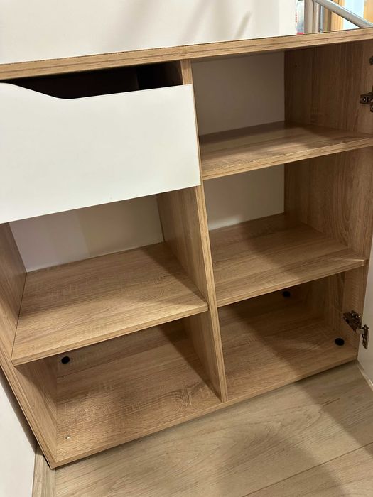 Скрин – дъб / бял гланц