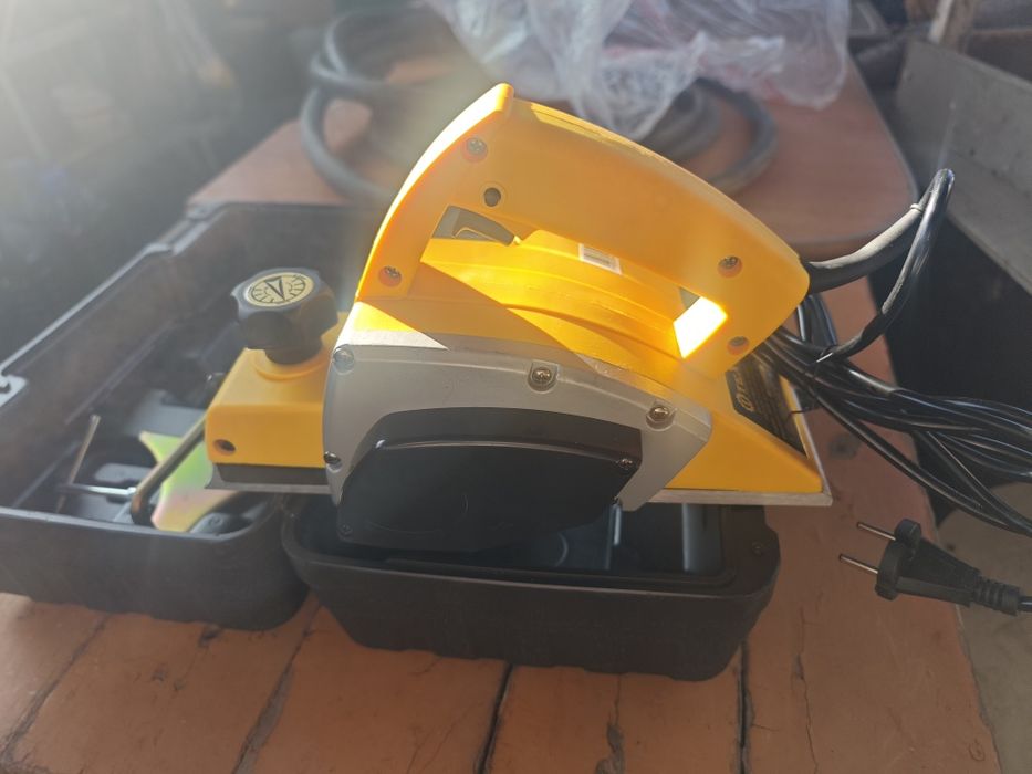 Рубанок Texa 800W электрический
