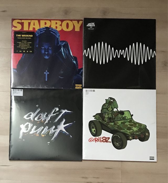 Винилы , пластинки Playboi Carti , Frank Ocean , Adele