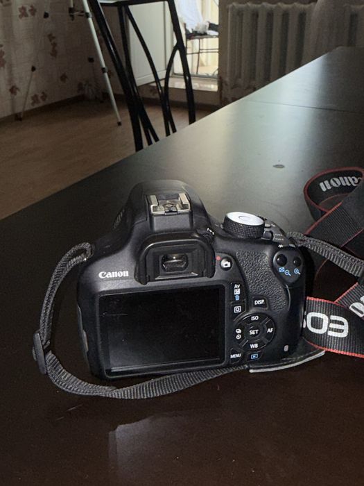 Фотоаппарат Canon 1200D