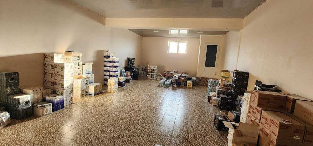 Магазин 320 метр квадрат рядом Сияб базаром 150000уе