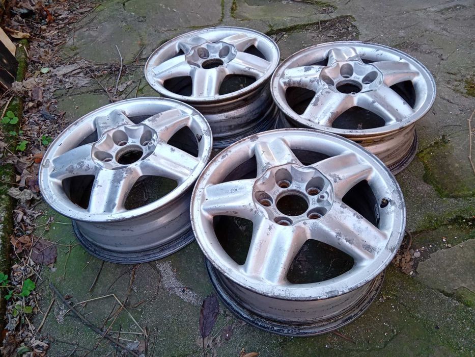 Лети джанти 15 цола от Опел Зафира.