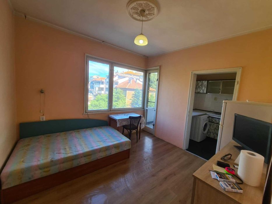 Двустаен апартамент  до Автогара Хасково