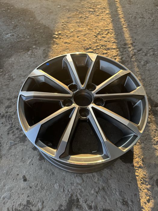 Диски на тайоту хундай бвд оригинальные R16