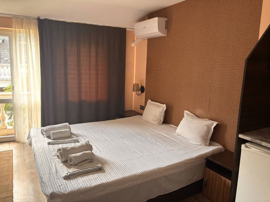 Дава се под наем Едностаен апартамент в Варна, Център - 25 кв.м за 350 € - Снимка #3