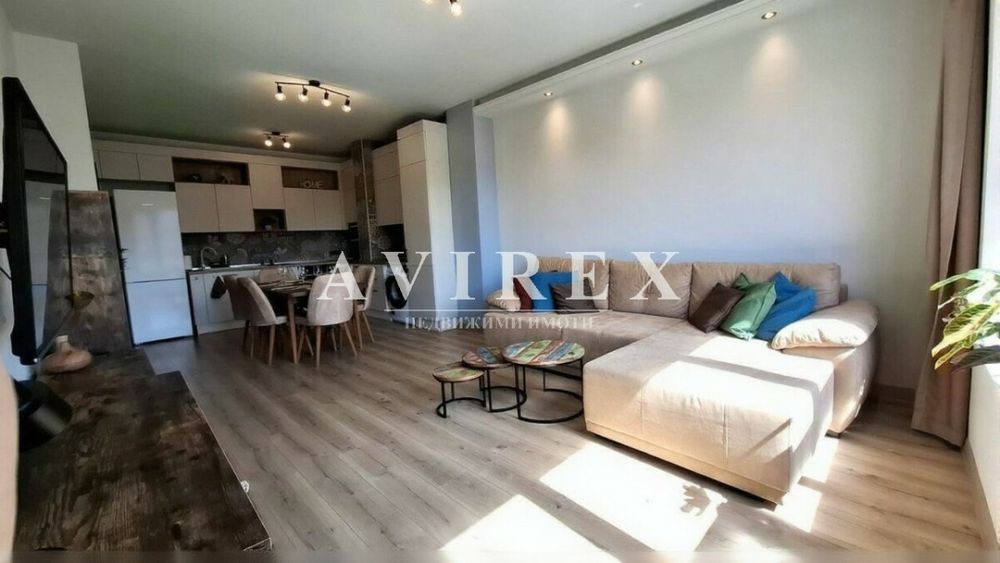 Дава се под наем Двустаен апартамент в Пловдив, Тракия - 75 кв.м за 558.45 € - Снимка #2