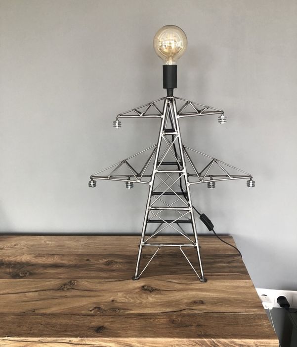 Лампа арт модел настолна