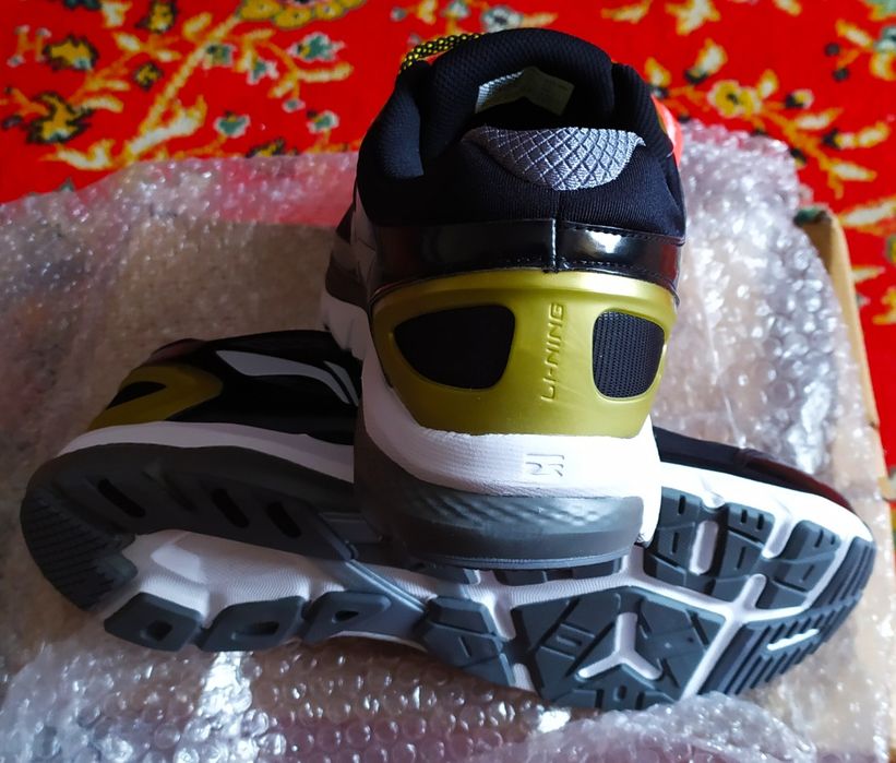 Кроссовки беговые Li-Ning р. 46