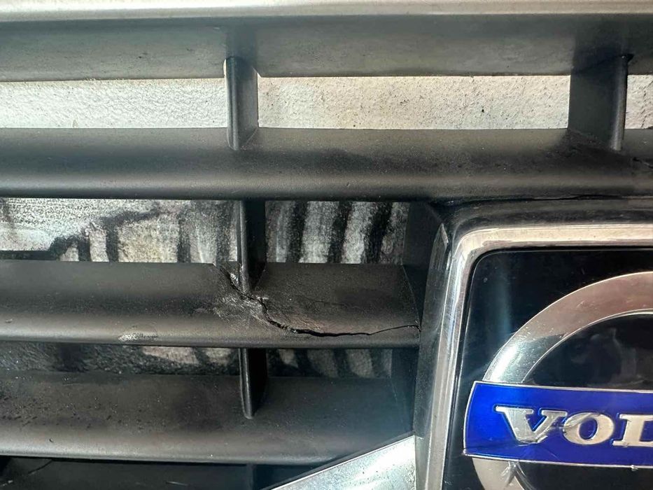 Grila bara fata Volvo S40 V50 R-Design 30744915, 30744918, 30744914