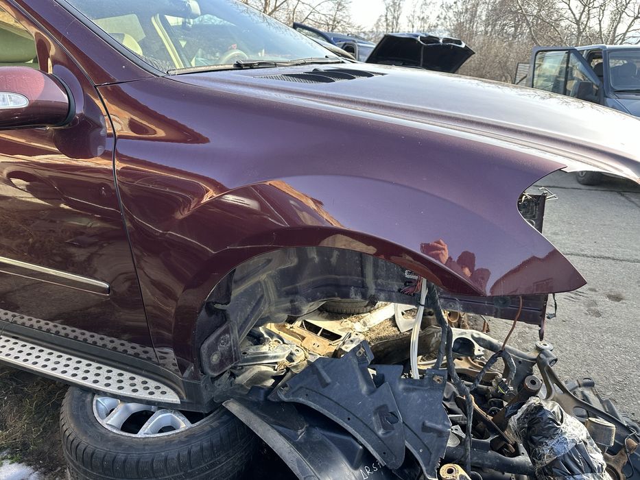 Aripi / Aripa stanga, Aripa dreapta Mercedes ML W164