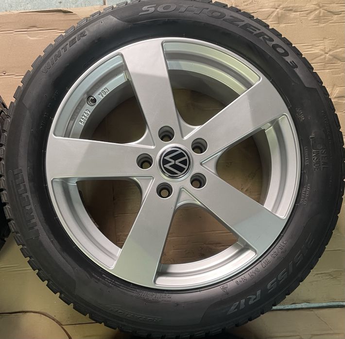 Jante aliaj R17 VW Passat B8 B9 T-Roc 215/55/17 Pirelli Iarna