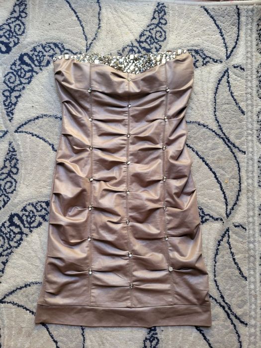 Продаются платья