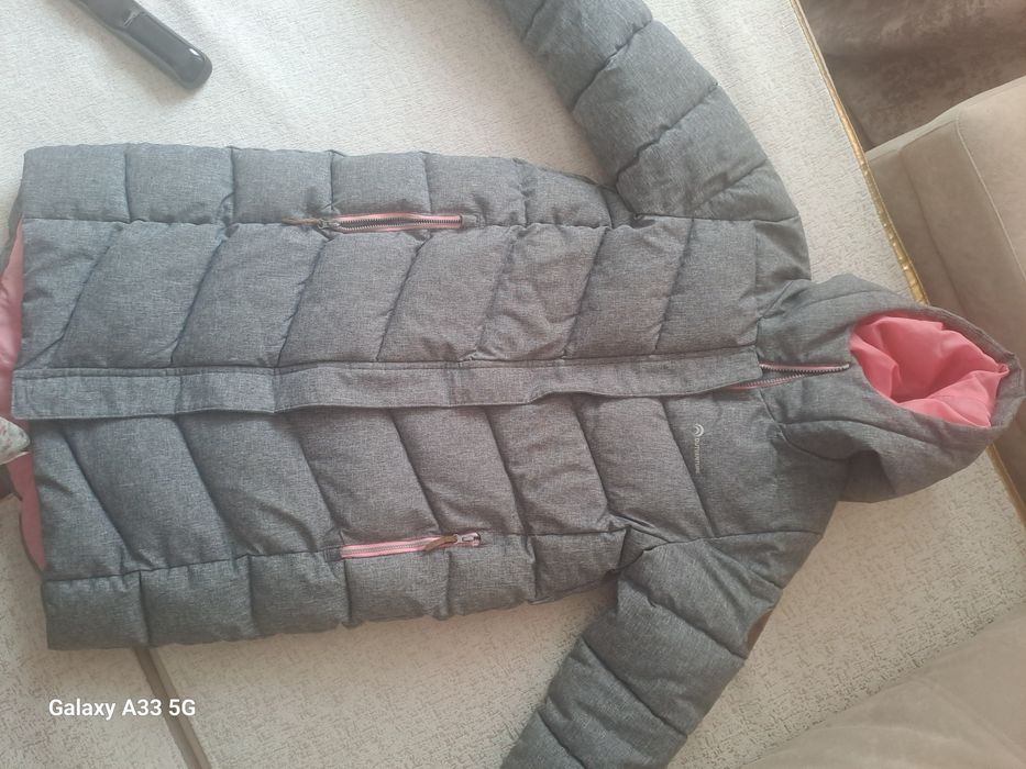 Продам пуховик зимний