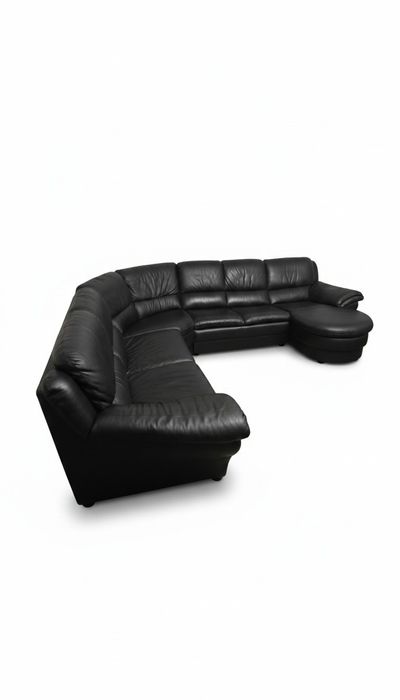 Кожаный диван и кресло