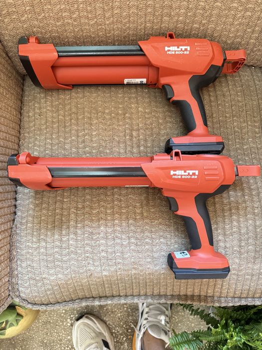 Pistol de siliconat bicomponent HILTI