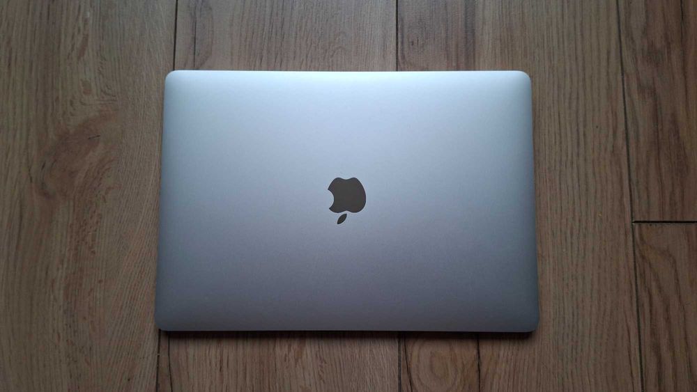 13.3' Apple MacBook Air 13.3 2018 Retina Core i5/8GB RAM/128GB SSD/Бат.4ч