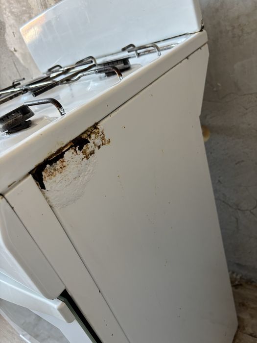 Продам газовую плиту