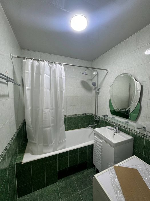 Ойбек метро Мирабад Сдается квартира на ул Чехова Ойбек 4 комнатная но