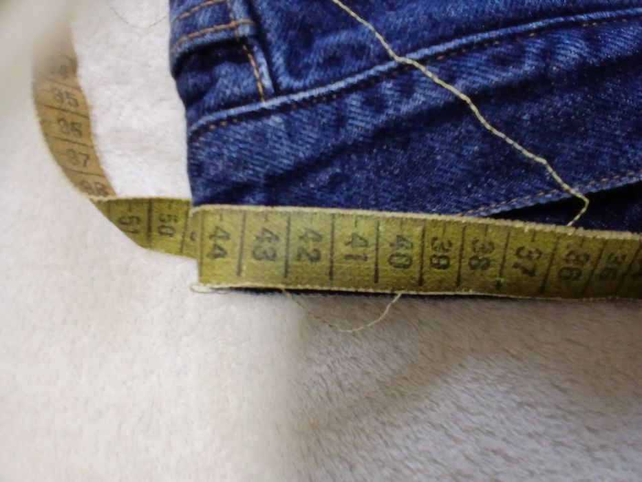 Vând blugi ptr.bărbați