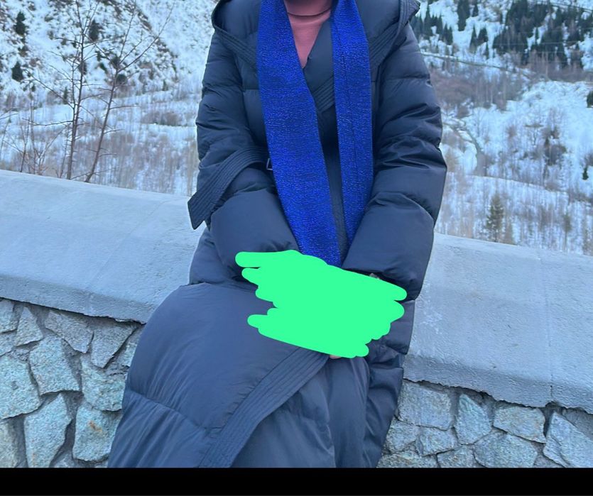 Продам пуховик от бренда WEEKND