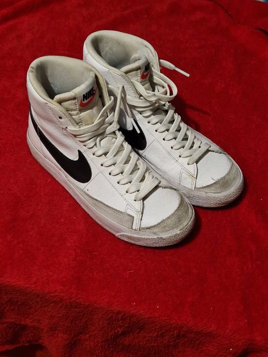Adidasi Nike  gheata  / bascheti , Nr .36