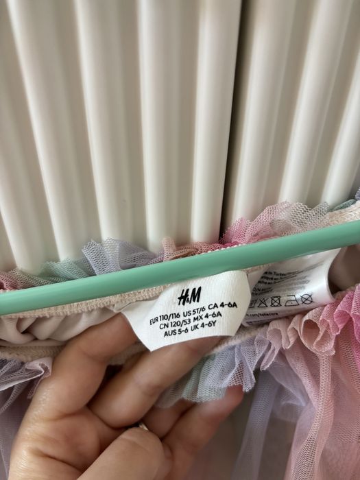 Set tricou si fusta H&M  110-116