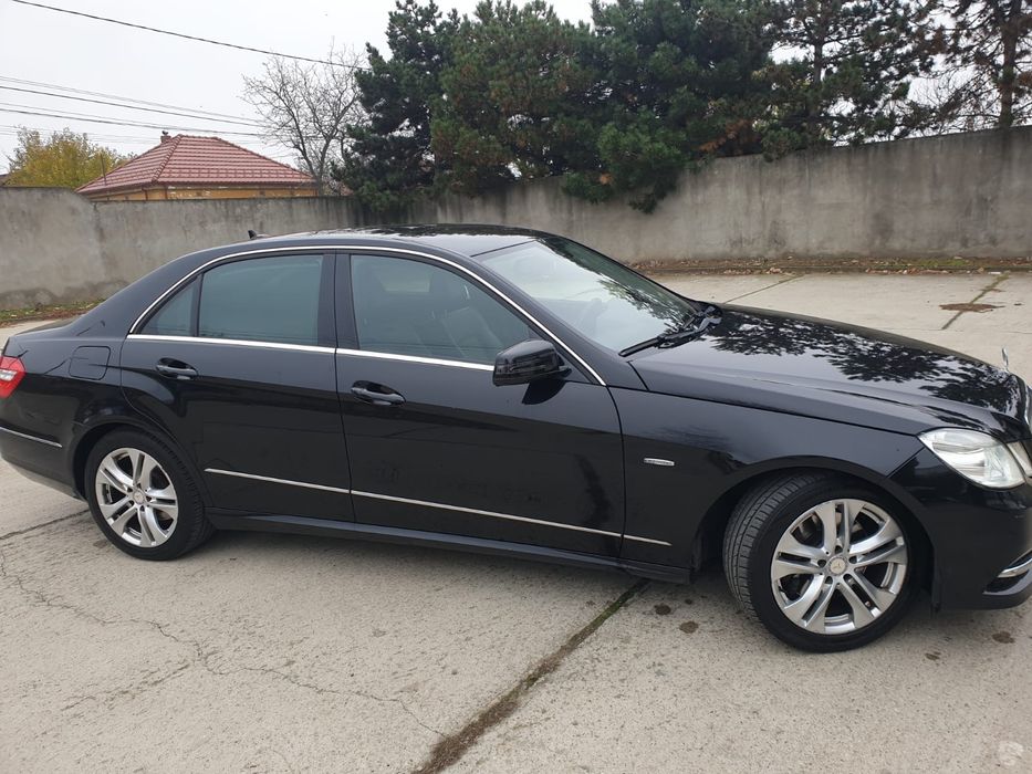 Vând sau schimb Mercedes E 250, 4 matic