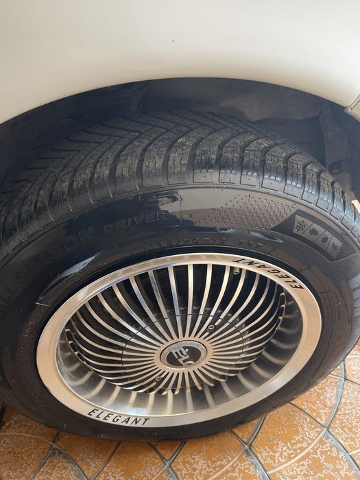 Elegant 13 diska balon sotiladi. Obmenam bor