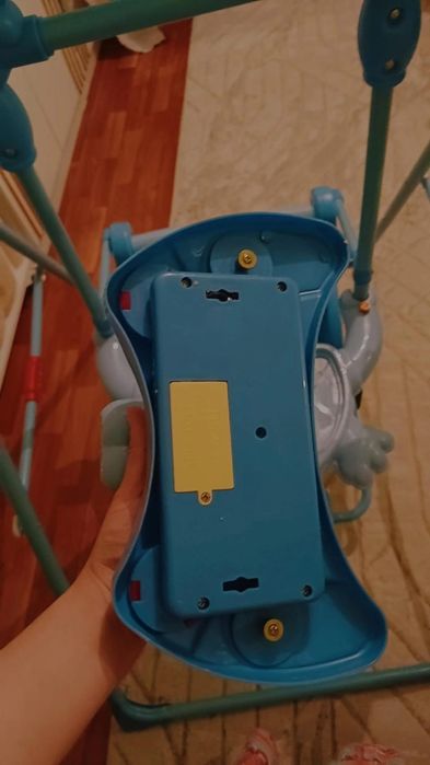 Качеля детская.Синий цвет