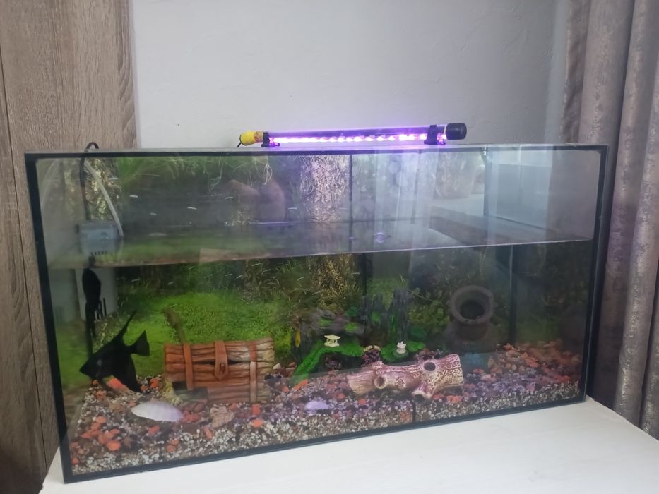 Продам аквариум 50 литров