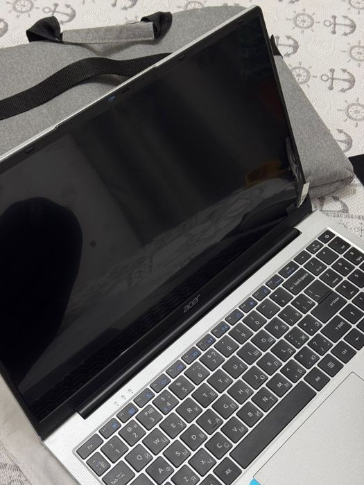 Acer Aspire 3 Почти новый!