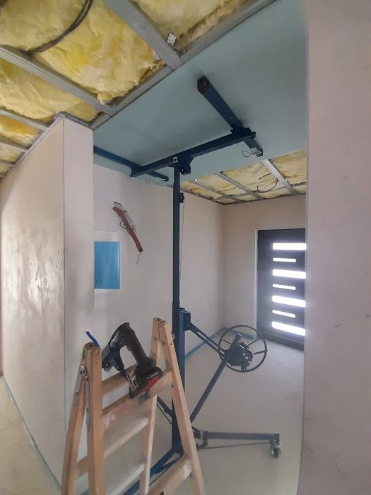 Под наем. Варна. Повдигач за гипсокартон 11лв.

Цената е за ден

Изиск