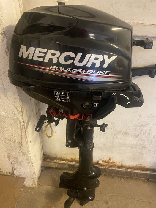 Извънбордов двигател Mercury 3.5