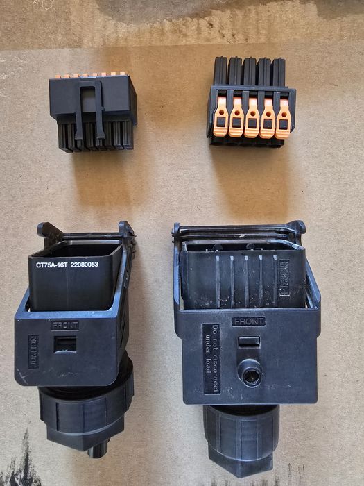 Invertor trifazic hybrid Huawei 6KW in garantie