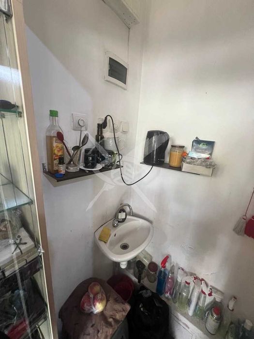 Продава се Магазин в София, Център - 10 кв.м за 3750 €/кв.м - Снимка #2