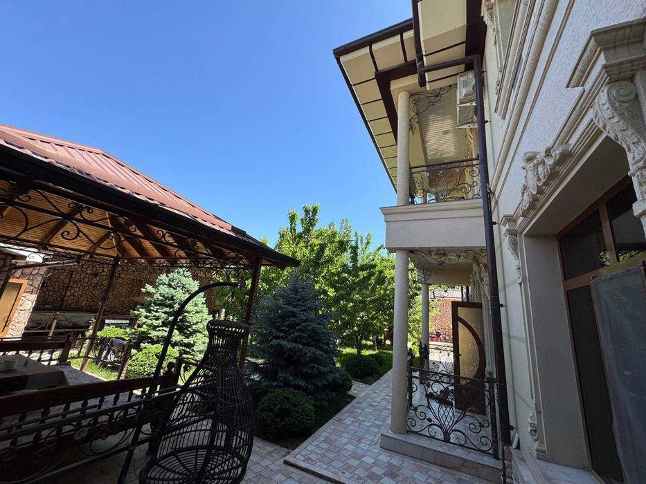 Dacha tezkor sotiladi
