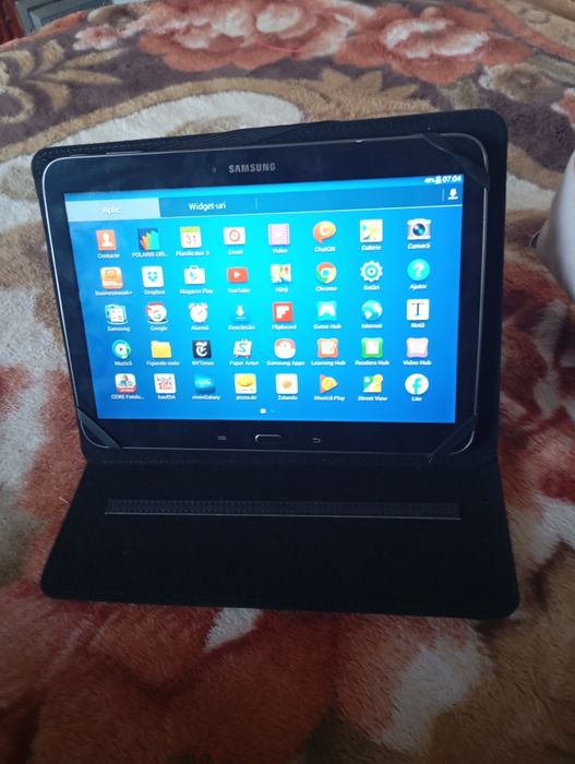 Samsung și IPad se vede in fotografii