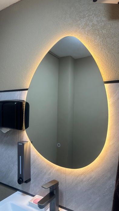 Зеркало с подсветкой