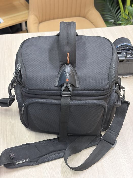 Продам Sony 6400