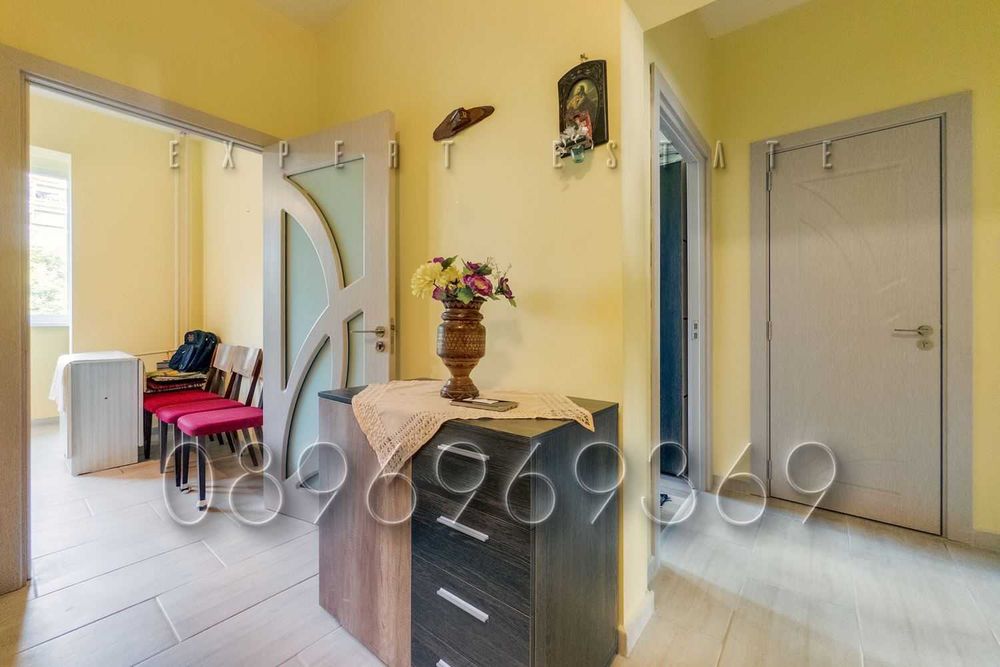 Тристаен - Ремонтиран - Младост 1 - Панел