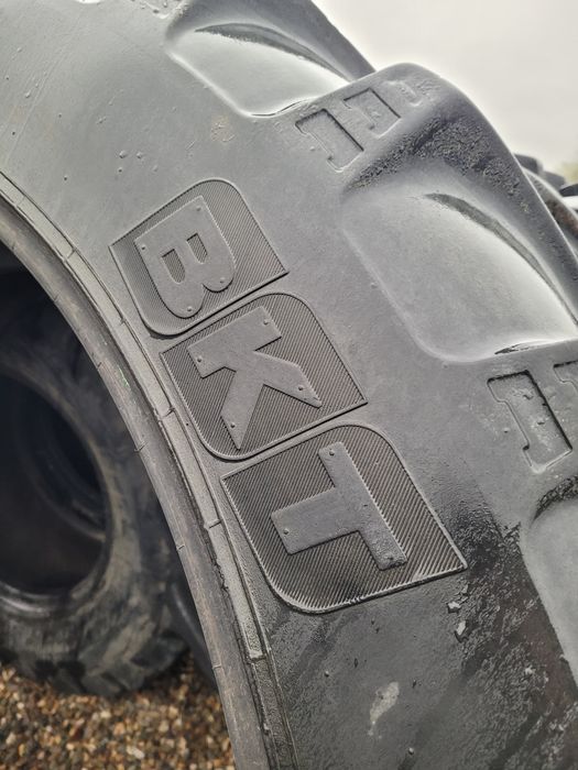 Anvelope tractor BKT 340/85 R48 (13.6 R48)