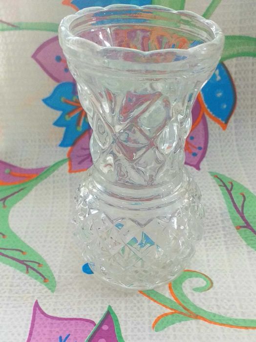 Вазичкa, купички, стъклени.