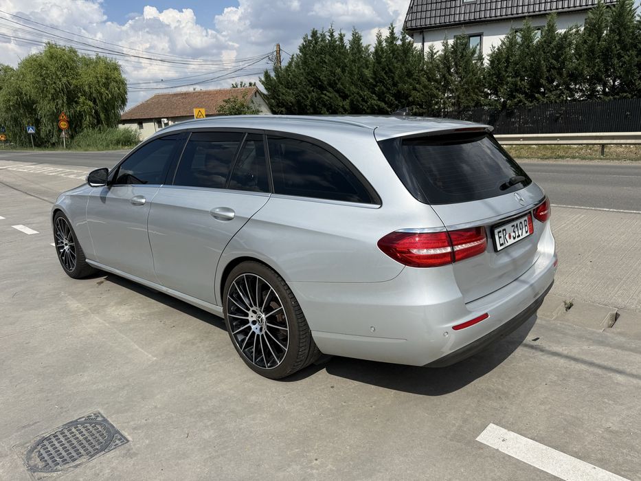 MERCEDES-BENZ E-Class 2020 — imagine 3